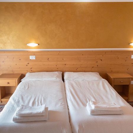 Bed and Breakfast Agritur Al Vigneto Trient Exterior foto